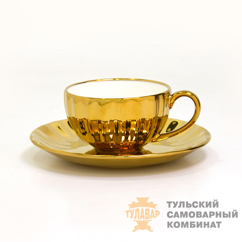 Чайная пара из фарфора под золото